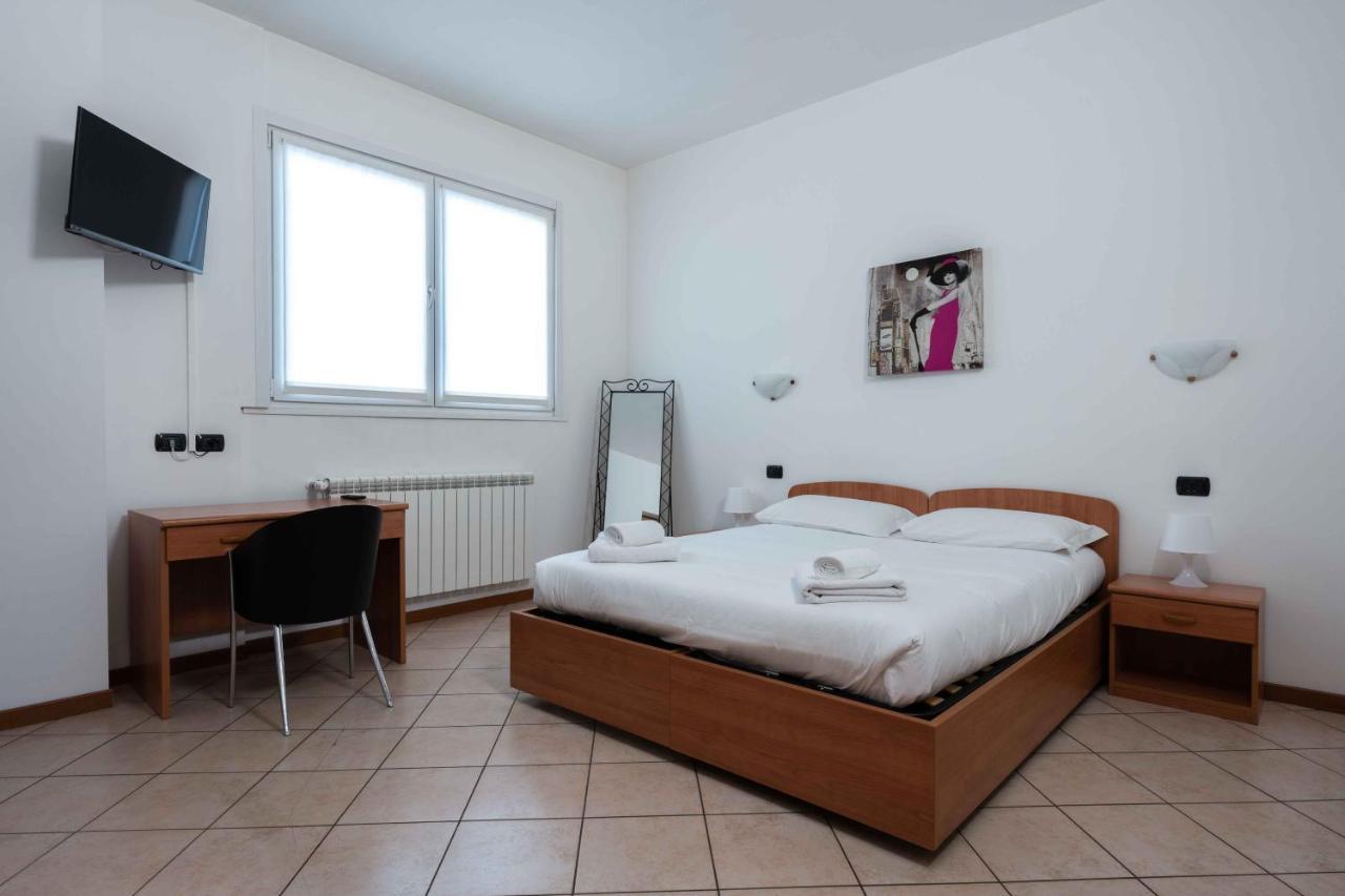 Wayco Rooms Lipomo Extérieur photo