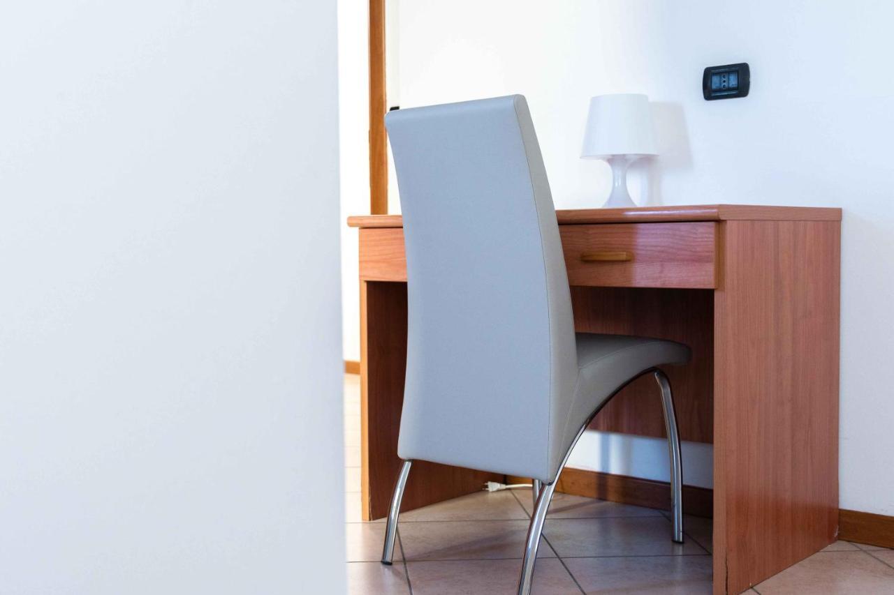 Wayco Rooms Lipomo Extérieur photo